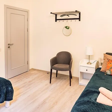Apartment Morrison Apartment/15 Guests/7bedrooms/riga Old Town Riga