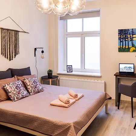 Morrison Apartment/15 Guests/7bedrooms/riga Old Town