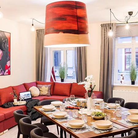 Morrison Apartment/15 Guests/7bedrooms/riga Old Town Apartamento *