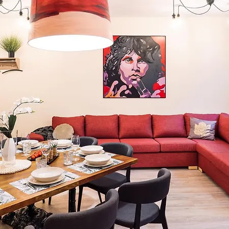 Morrison Apartment/15 Guests/7bedrooms/riga Old Town Apartament *