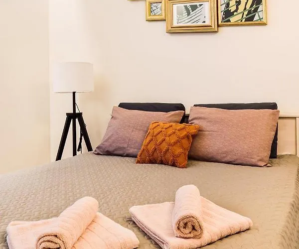 Morrison Apartment/15 Guests/7bedrooms/riga Old Town 리가