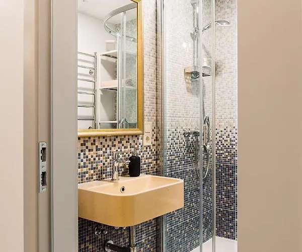 Morrison Apartment/15 Guests/7bedrooms/riga Old Town * 리가