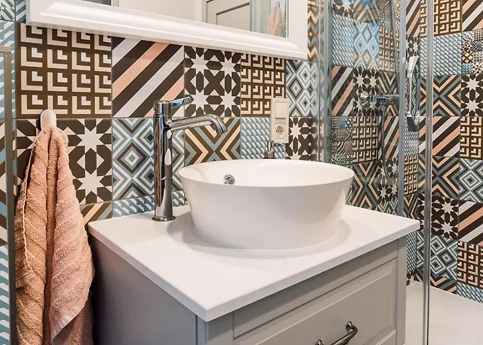 아파트 Morrison Apartment/15 Guests/7bedrooms/riga Old Town *