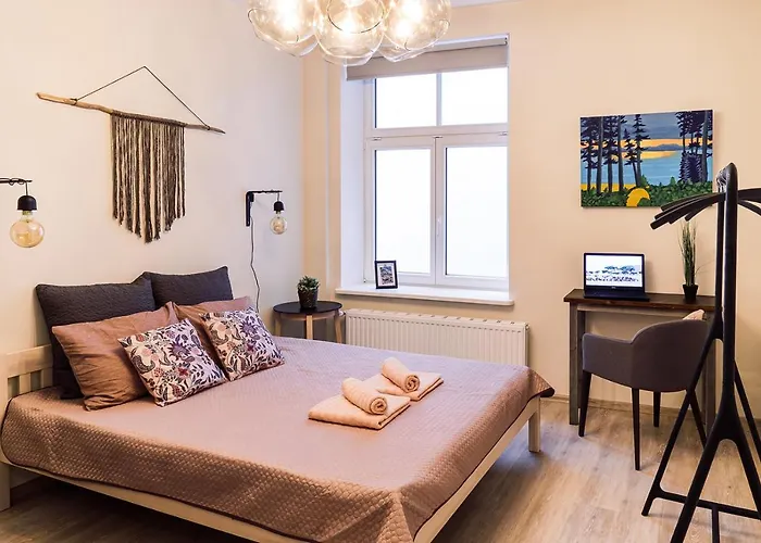 Morrison Apartment/15 Guests/7bedrooms/riga Old Town
