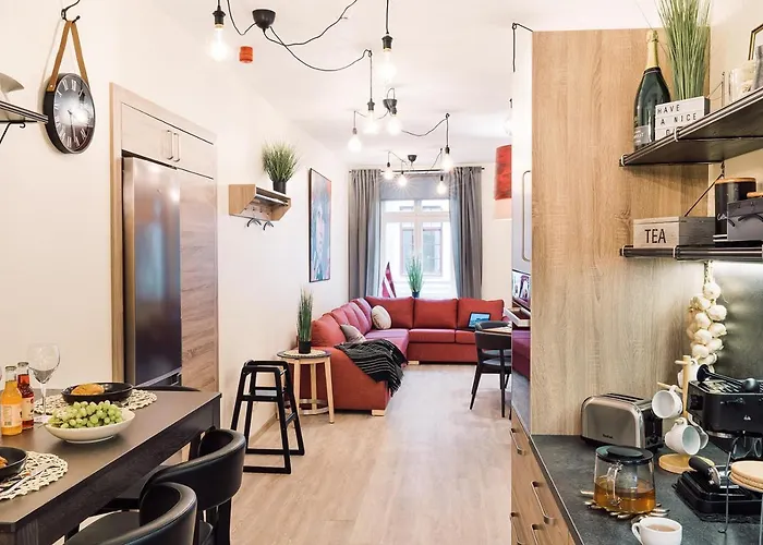 아파트 Morrison Apartment/15 Guests/7bedrooms/riga Old Town 리가
