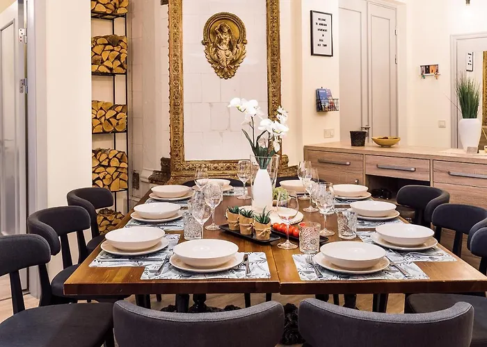 아파트 Morrison Apartment/15 Guests/7bedrooms/riga Old Town *