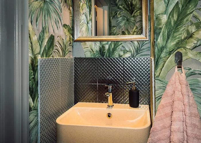 Morrison Apartment/15 Guests/7bedrooms/riga Old Town * 리가