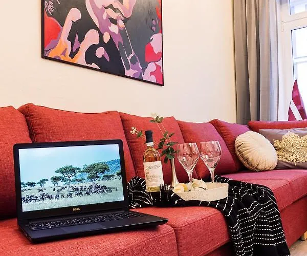 아파트 Morrison Apartment/15 Guests/7bedrooms/riga Old Town 리가