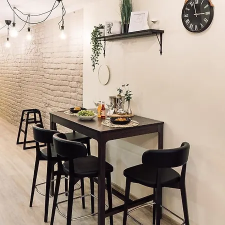 Morrison Apartment/15 Guests/7bedrooms/riga Old Town * リガ