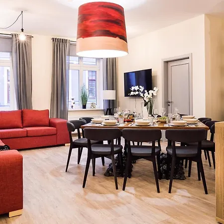 アパート Morrison Apartment/15 Guests/7bedrooms/riga Old Town リガ