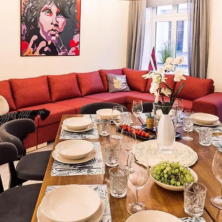Morrison Apartment/15 Guests/7bedrooms/riga Old Town Apartament
