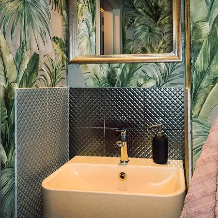 Morrison Apartment/15 Guests/7bedrooms/riga Old Town * Ryga