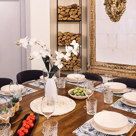 Morrison Apartment/15 Guests/7bedrooms/riga Old Town Appartement